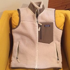 Patagonia Women’s Classic Retro-X Fleece Vest